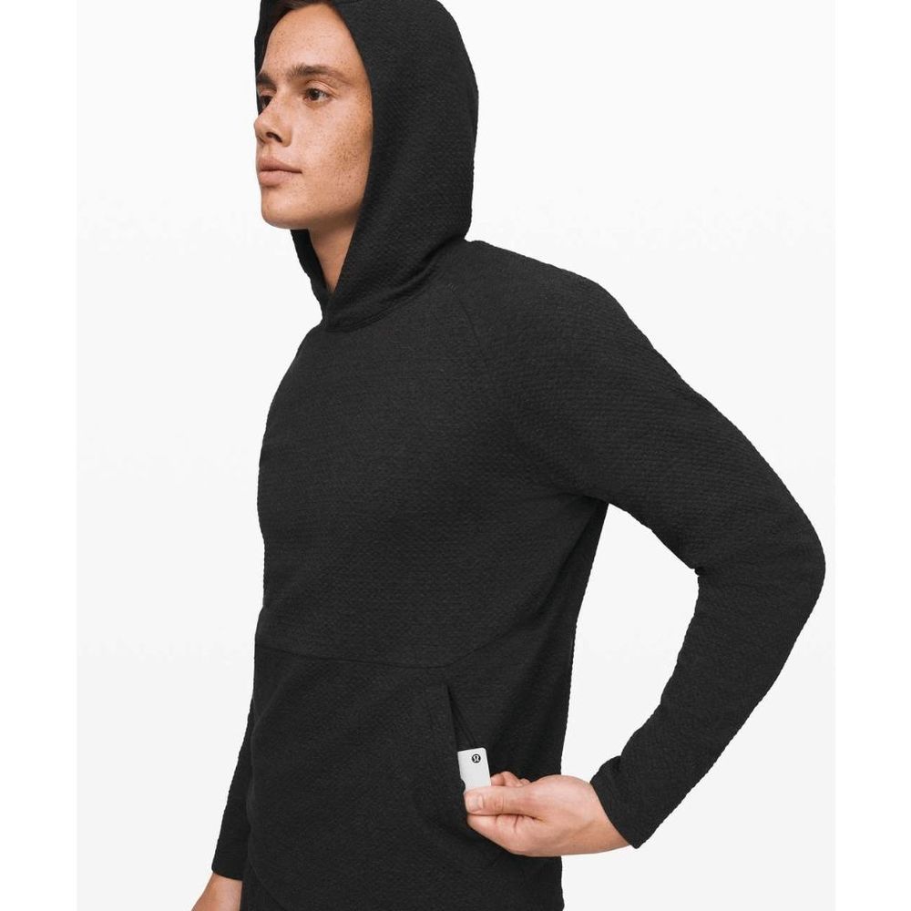 Size Med Men's Lululemon At Ease Hoodie